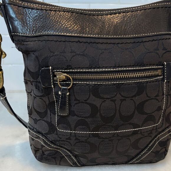 Coach Jacquard Signature Logo Convertible Crossbody Small Bucket Bag (#3) - Picture 3 of 16